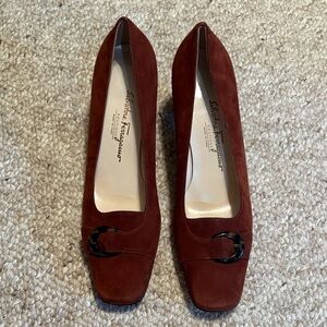 Salvatore Ferragamo Rust Suede Round-Toe Pump with Tortoiseshell Accent